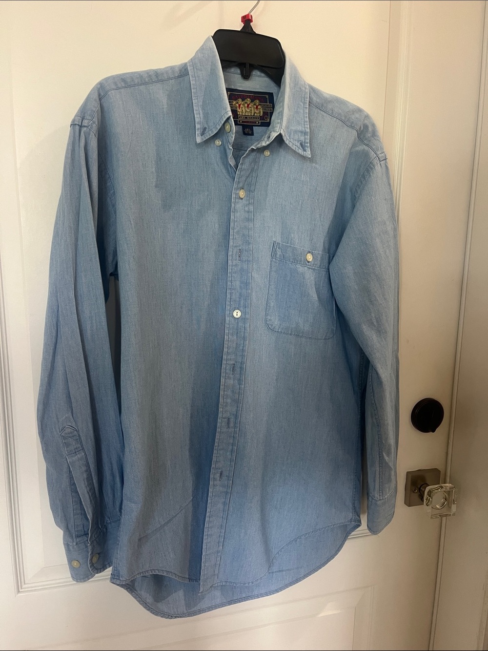 EUC vintage Chaps, Ralph Lauren light blue Denon single pocket button down